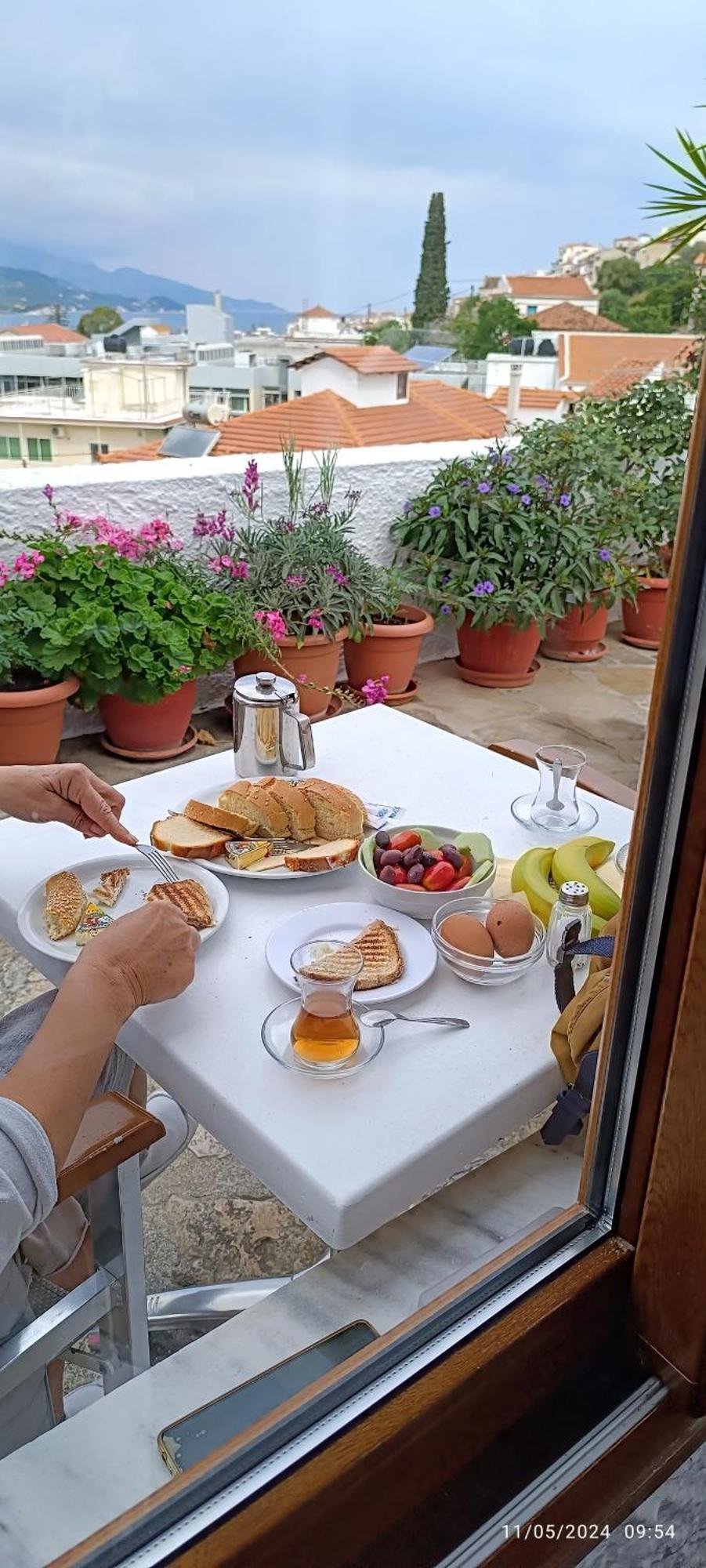 Odysseas Hotel Samos Buitenkant foto