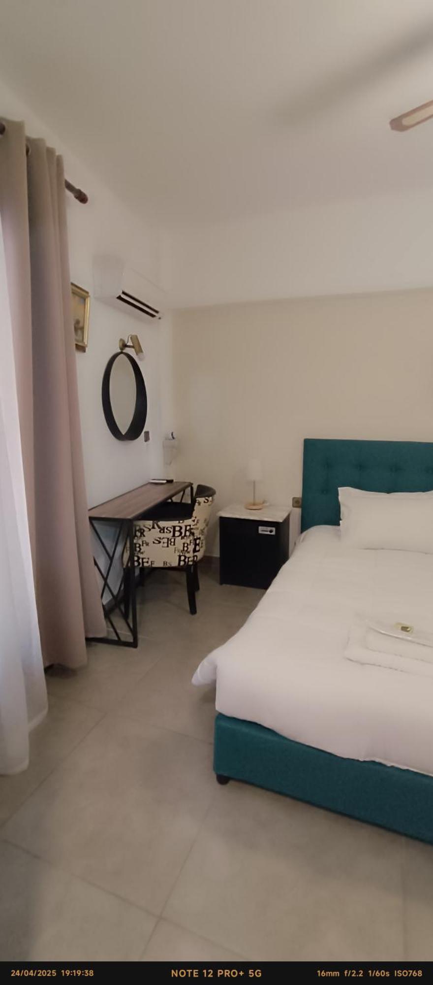 Odysseas Hotel Samos Buitenkant foto