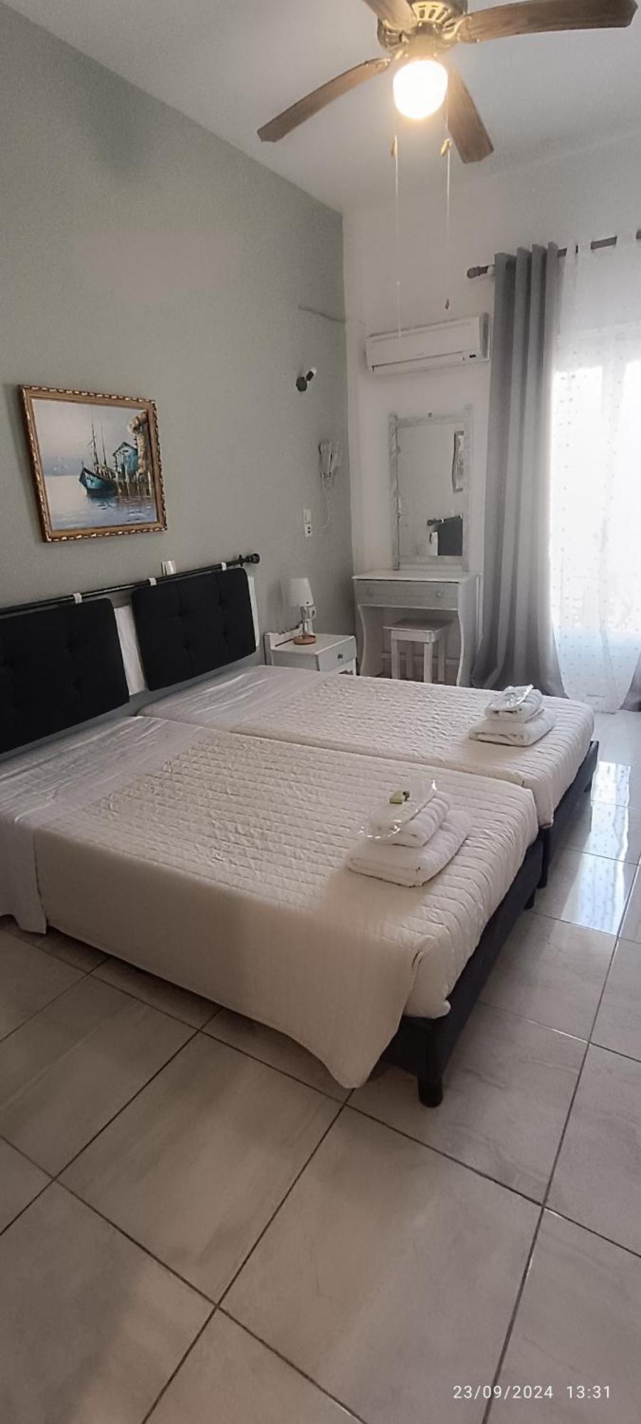 Odysseas Hotel Samos Buitenkant foto