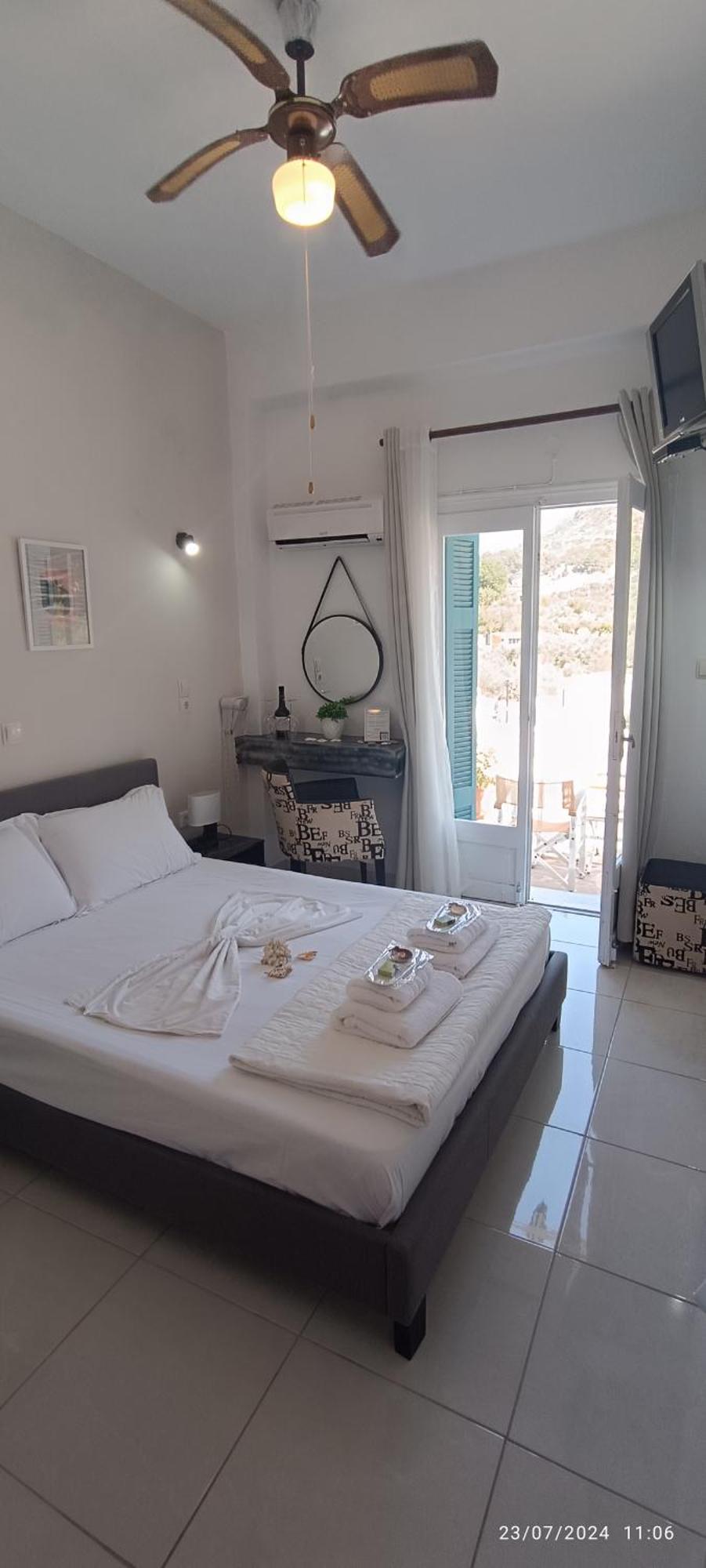 Odysseas Hotel Samos Buitenkant foto